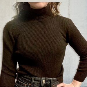 Vintage Liz Claiborne Collection Petite Brown Rib Knit Turtleneck Sweater